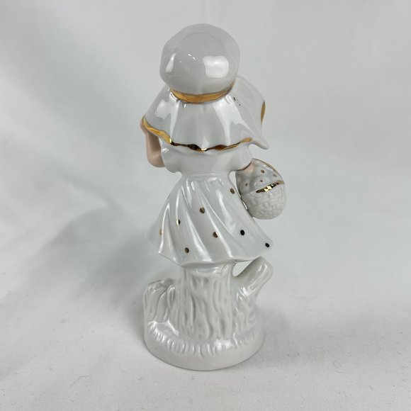 Vintage Capodimonte Girl Figurine-Fine Porcelain-White/Gold Dress-Italy - Picture 3 of 10